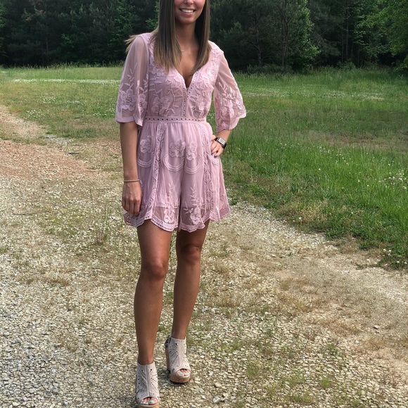 Mauve lace romper NEW - Picture 3 of 3